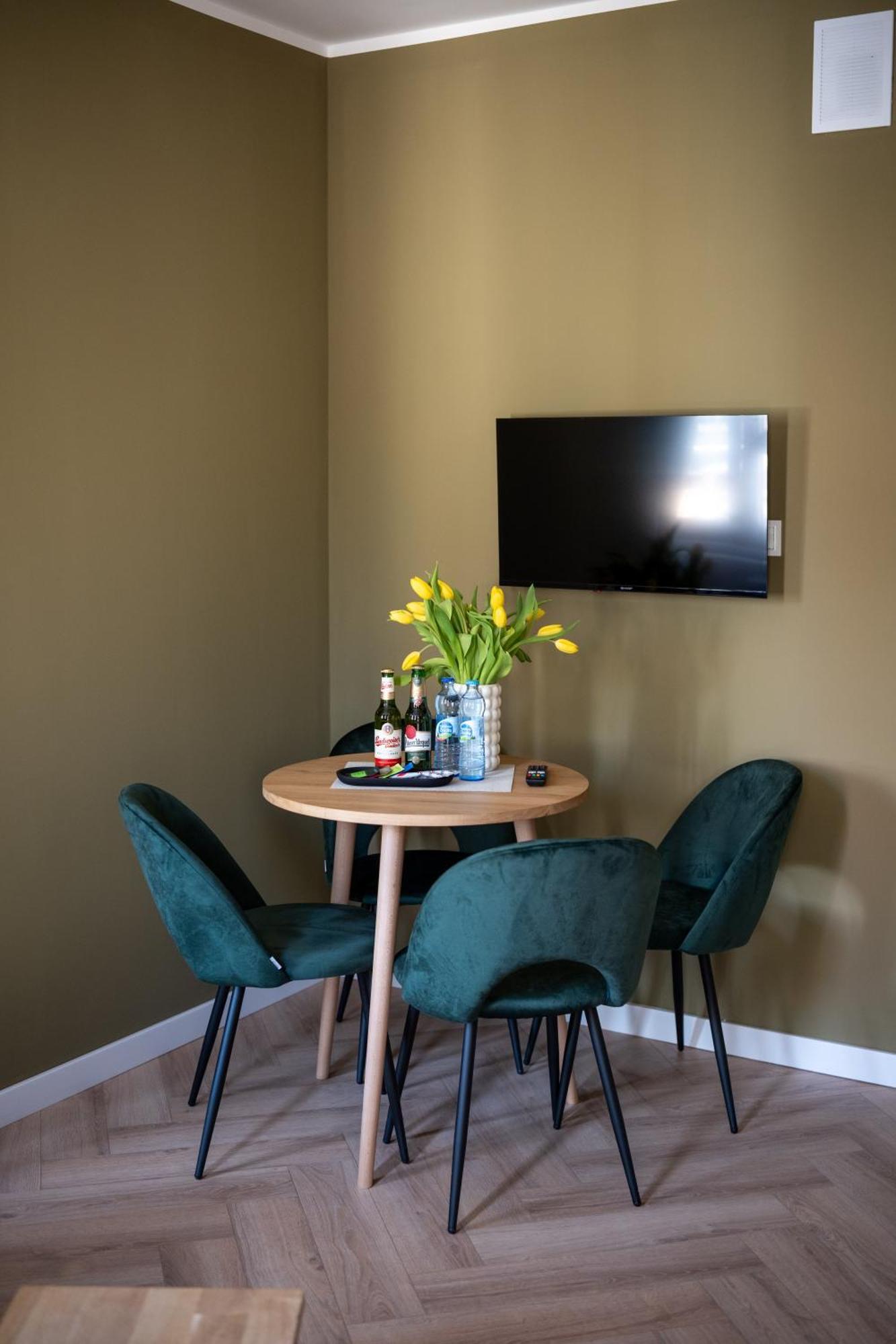 Apartamenty Drevny Kocur Познань Экстерьер фото